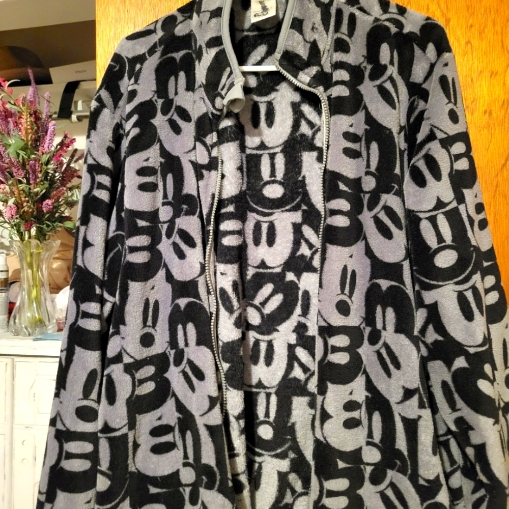 Disney zip fleece jacket XL